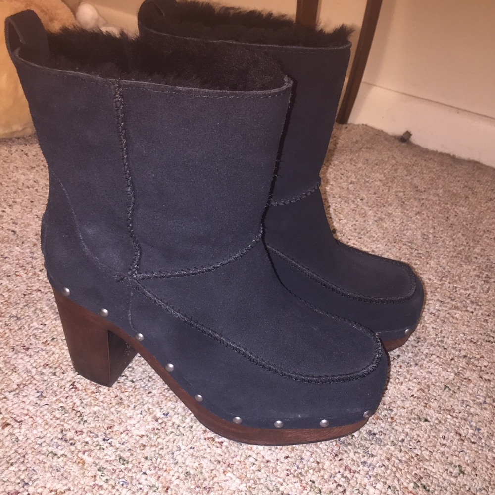 UGG Kouri Boots